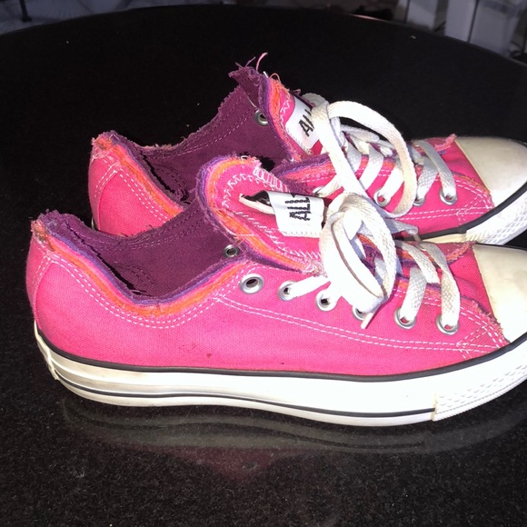Pink converse - Picture 2 of 5